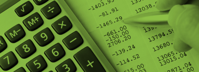 Formación en contabilidad financiera orientada a la toma de decisiones empresariales.